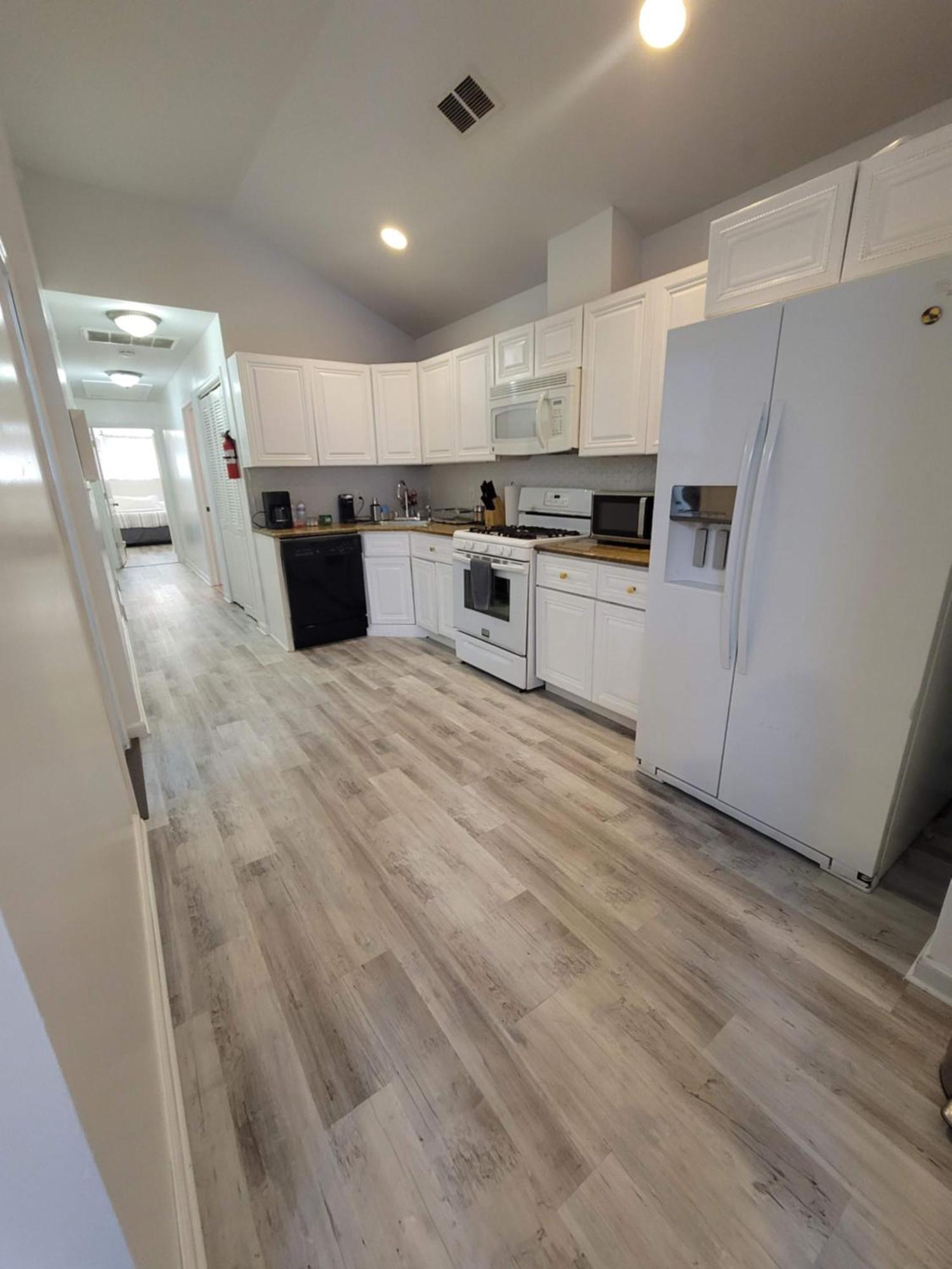 Luxury Apartments 5Queenbed - 20 Min Away Manhattan Jersey City Ngoại thất bức ảnh