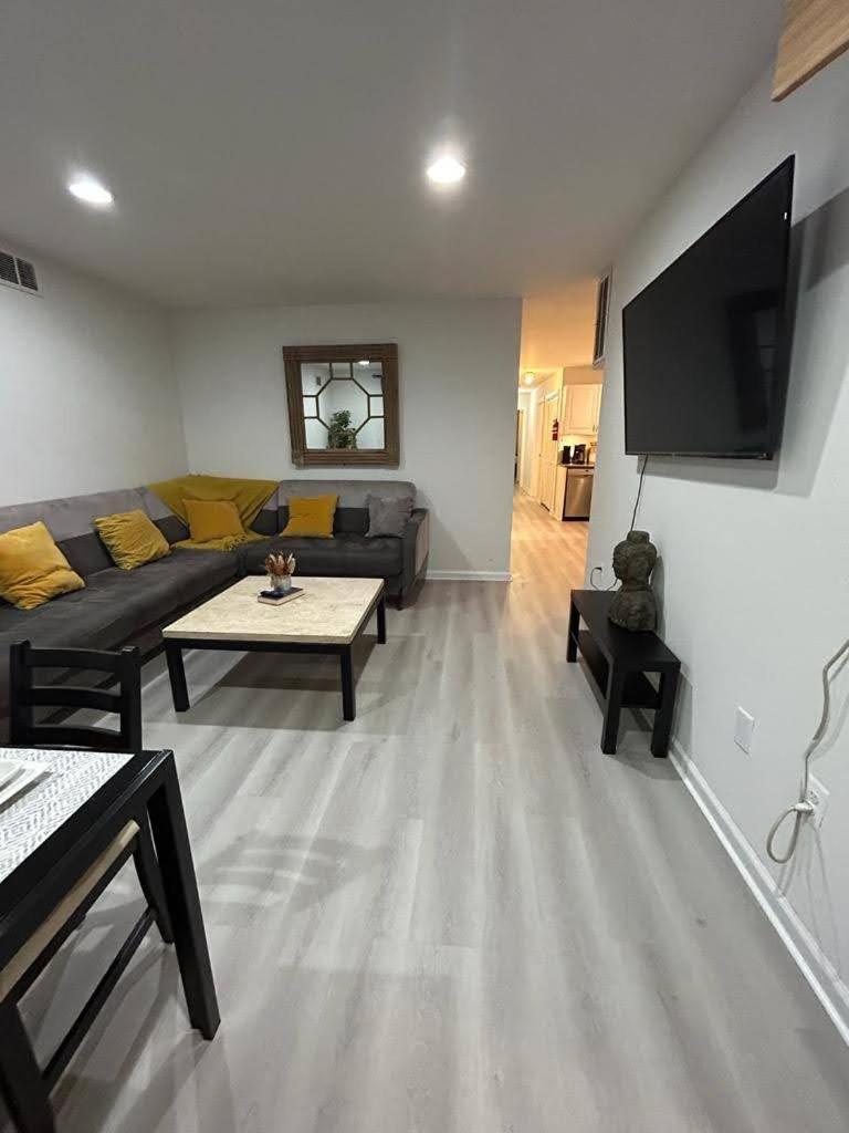 Luxury Apartments 5Queenbed - 20 Min Away Manhattan Jersey City Ngoại thất bức ảnh