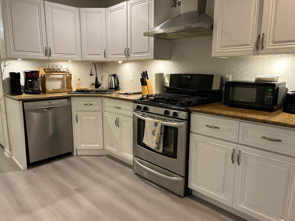 Luxury Apartments 5Queenbed - 20 Min Away Manhattan Jersey City Ngoại thất bức ảnh